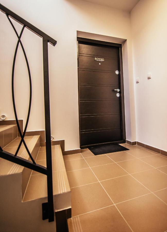 Royal Luxury Apartment Vrsac Exterior foto